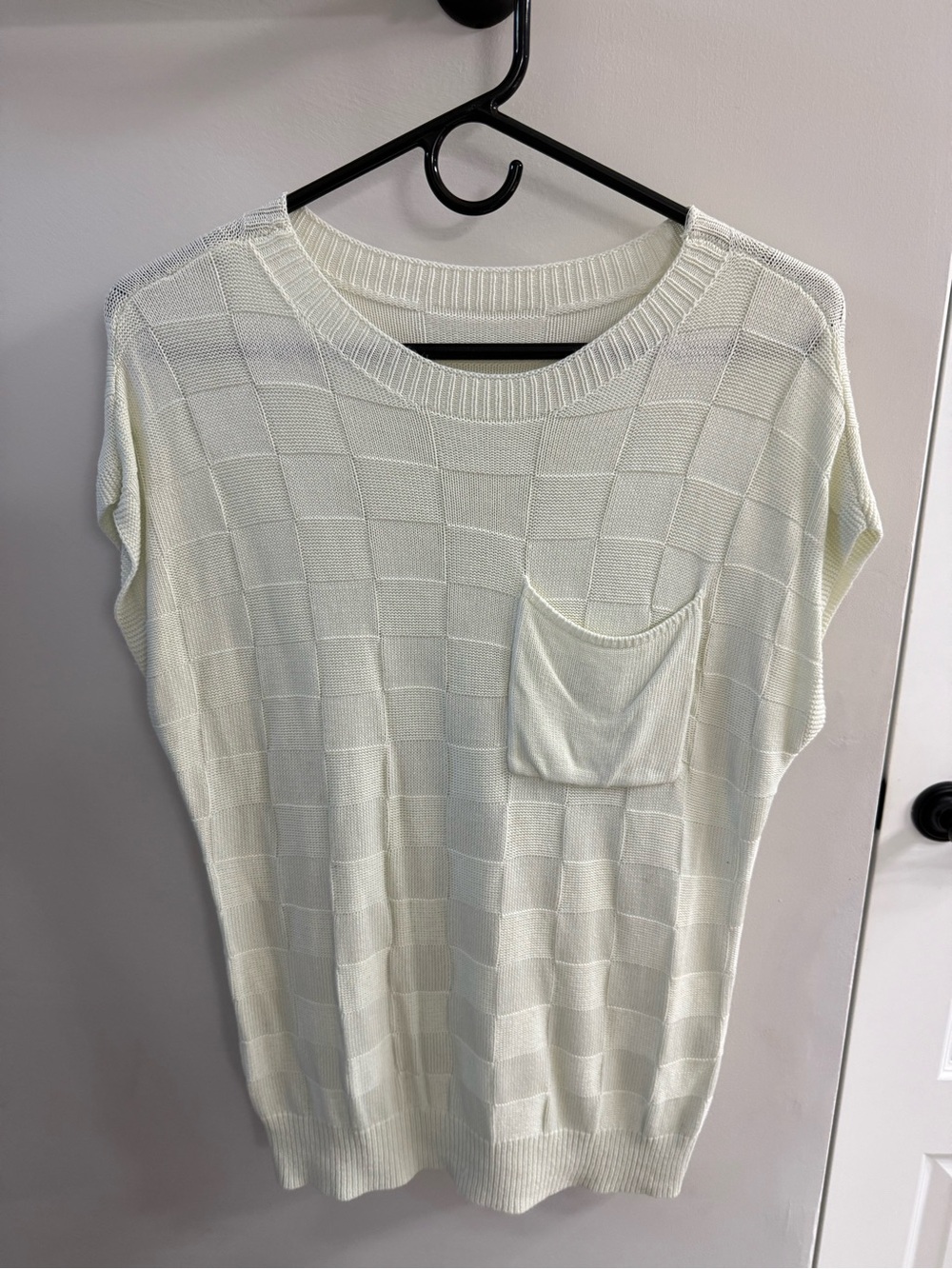Light Cream Knit Pocket Sweater Top - Women